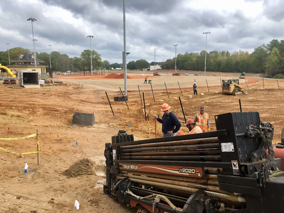 Directional drilling crew mid-job on a Carolina bore site
