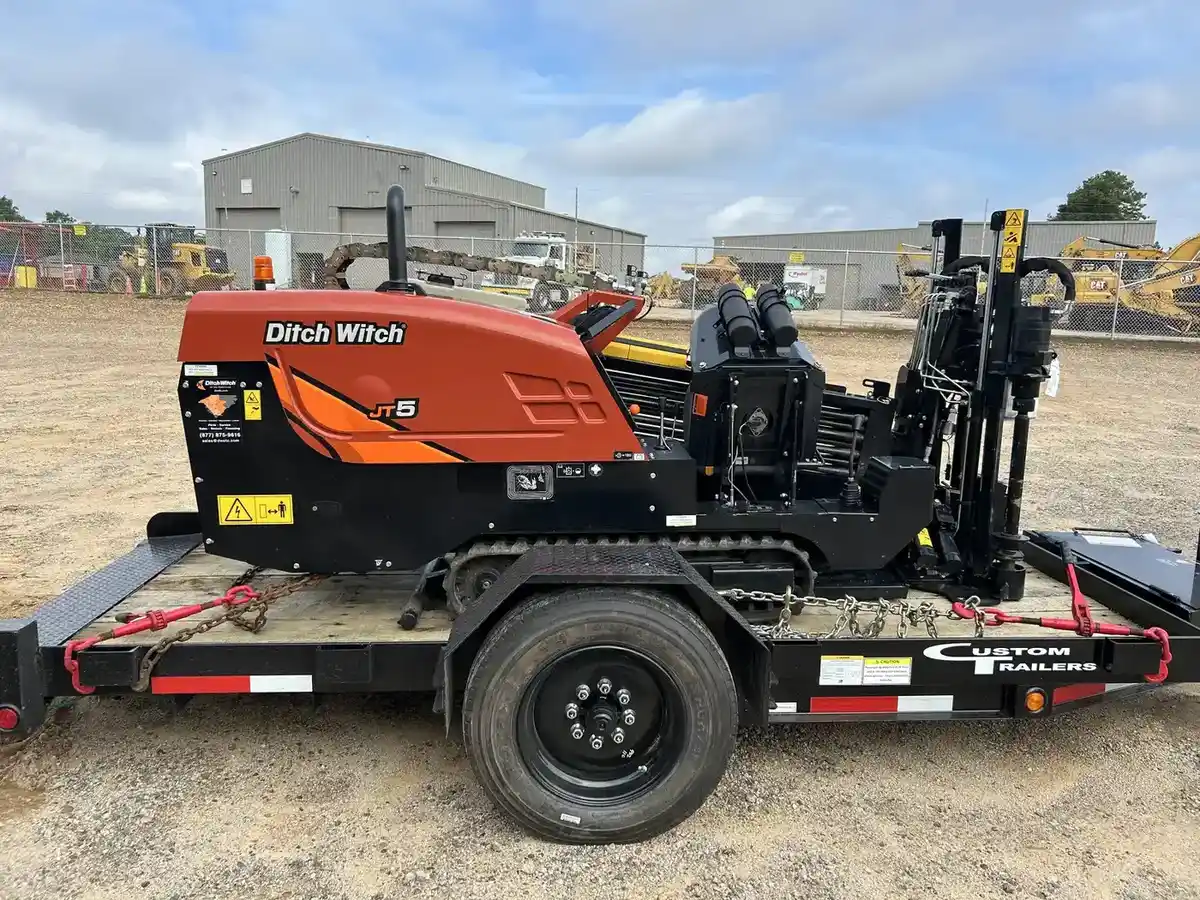 Sloan Underground's Ditch Witch JT5 directional drill loaded on its trailer in Simpsonville, SC
