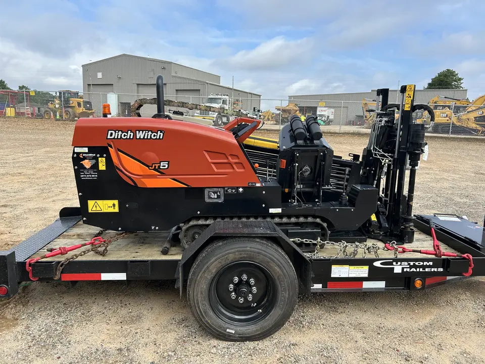 Sloan Underground's Ditch Witch JT5 directional drill loaded on its trailer in Simpsonville, SC